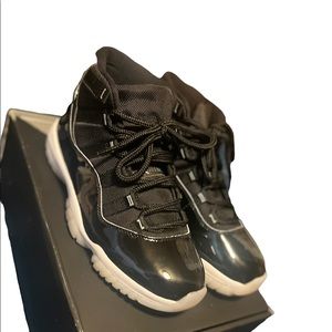 Jordan 11 retro ( Jubilee 25th Anniversary)